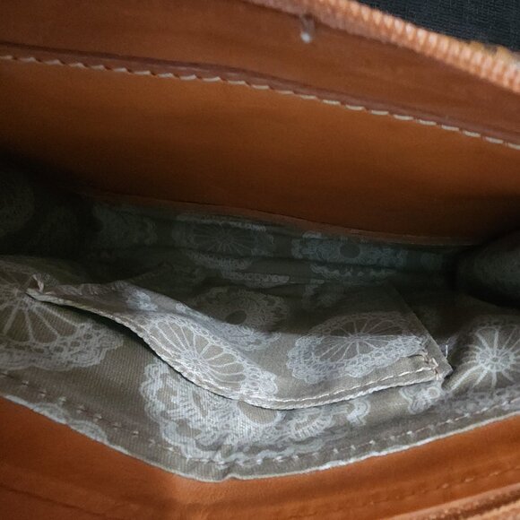 American West Desert Wildflower Small Tan Leather Crossbody Bag - Picture 9 of 9